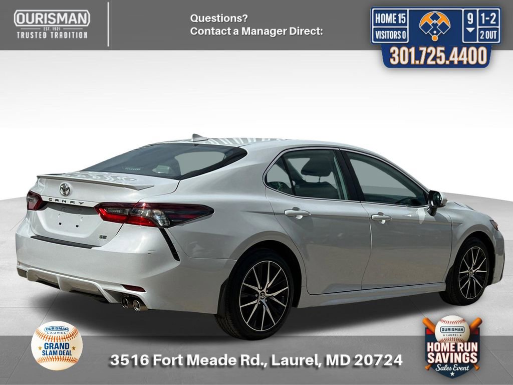 Used 2024 Toyota Camry SE FWD image 3