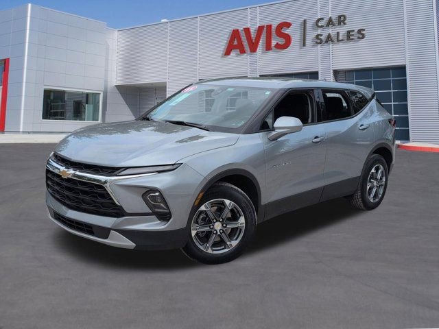 Used 2025 Chevrolet Blazer LT FWD image 1