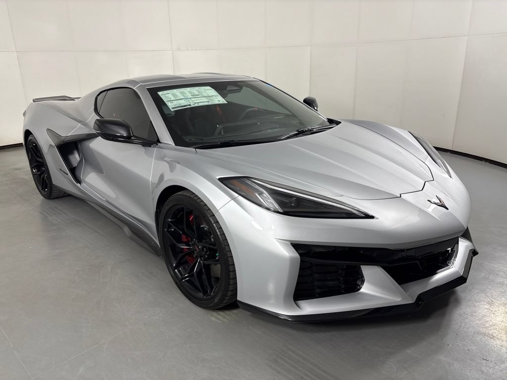 New 2027 Chevrolet Corvette Z06 w/ Stealth Interior Trim Package RWD image 2