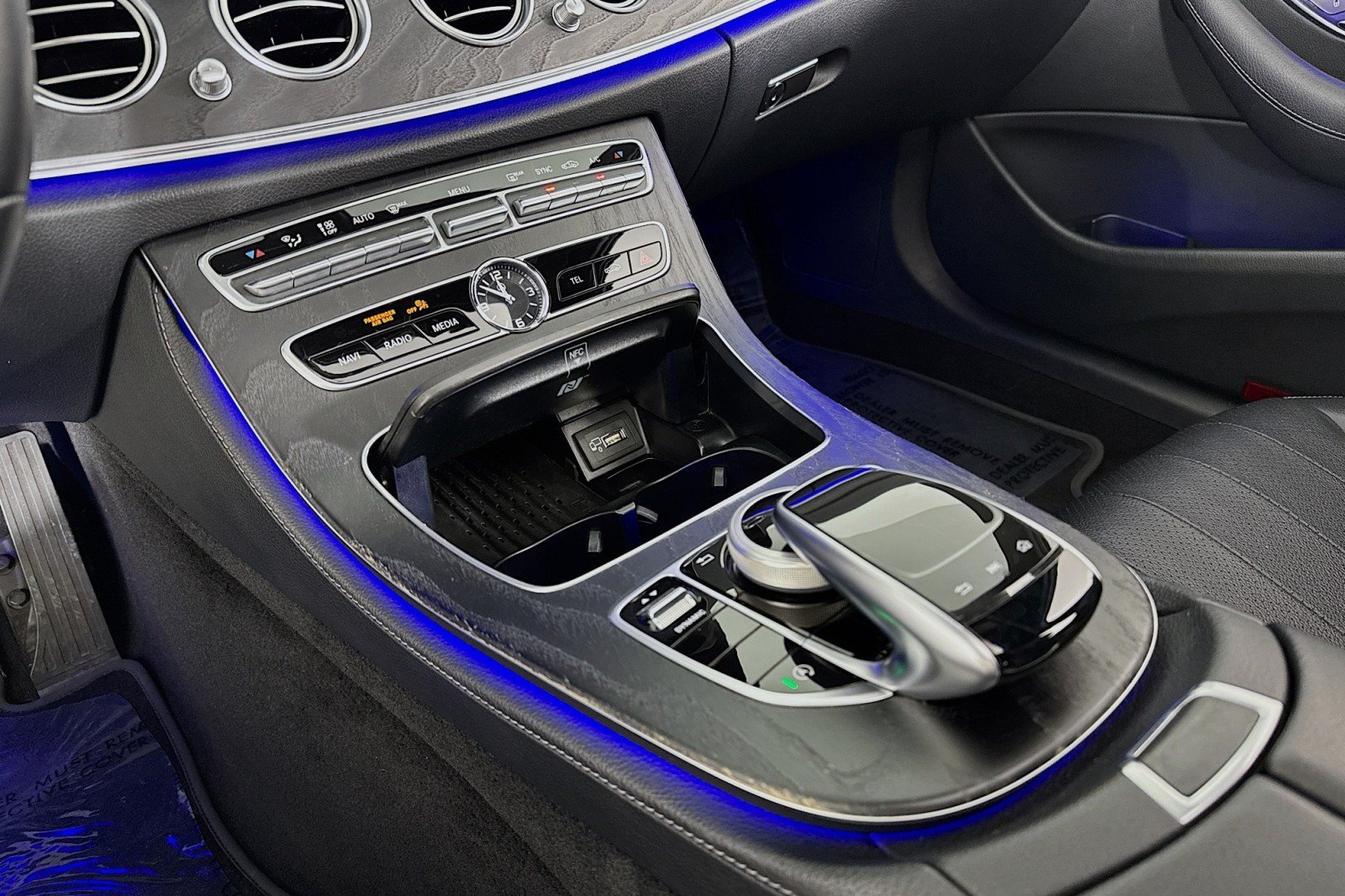 Certified 2020 Mercedes-Benz E 350 Sedan w/ Premium Package image 6