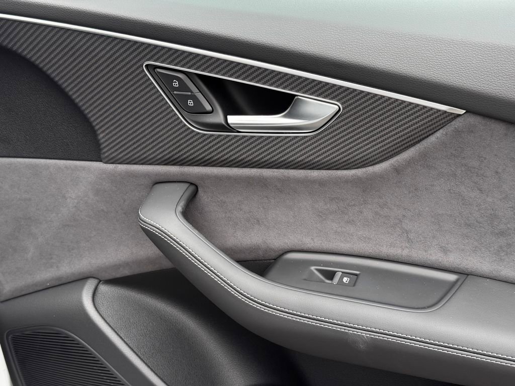 New 2026 Audi SQ8 Premium Plus image 25