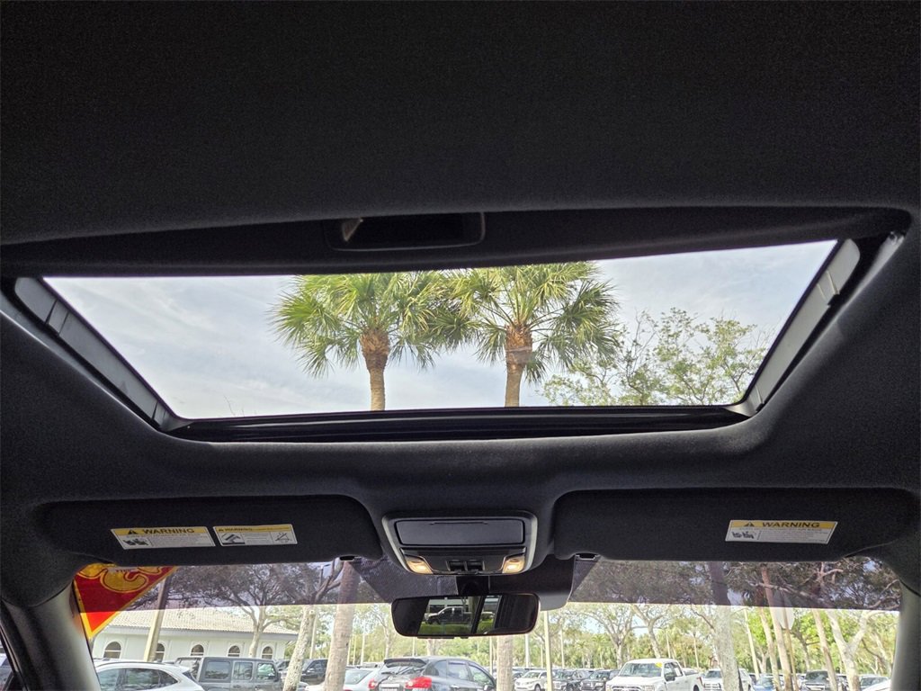Used 2025 Honda Ridgeline Black Edition image 26