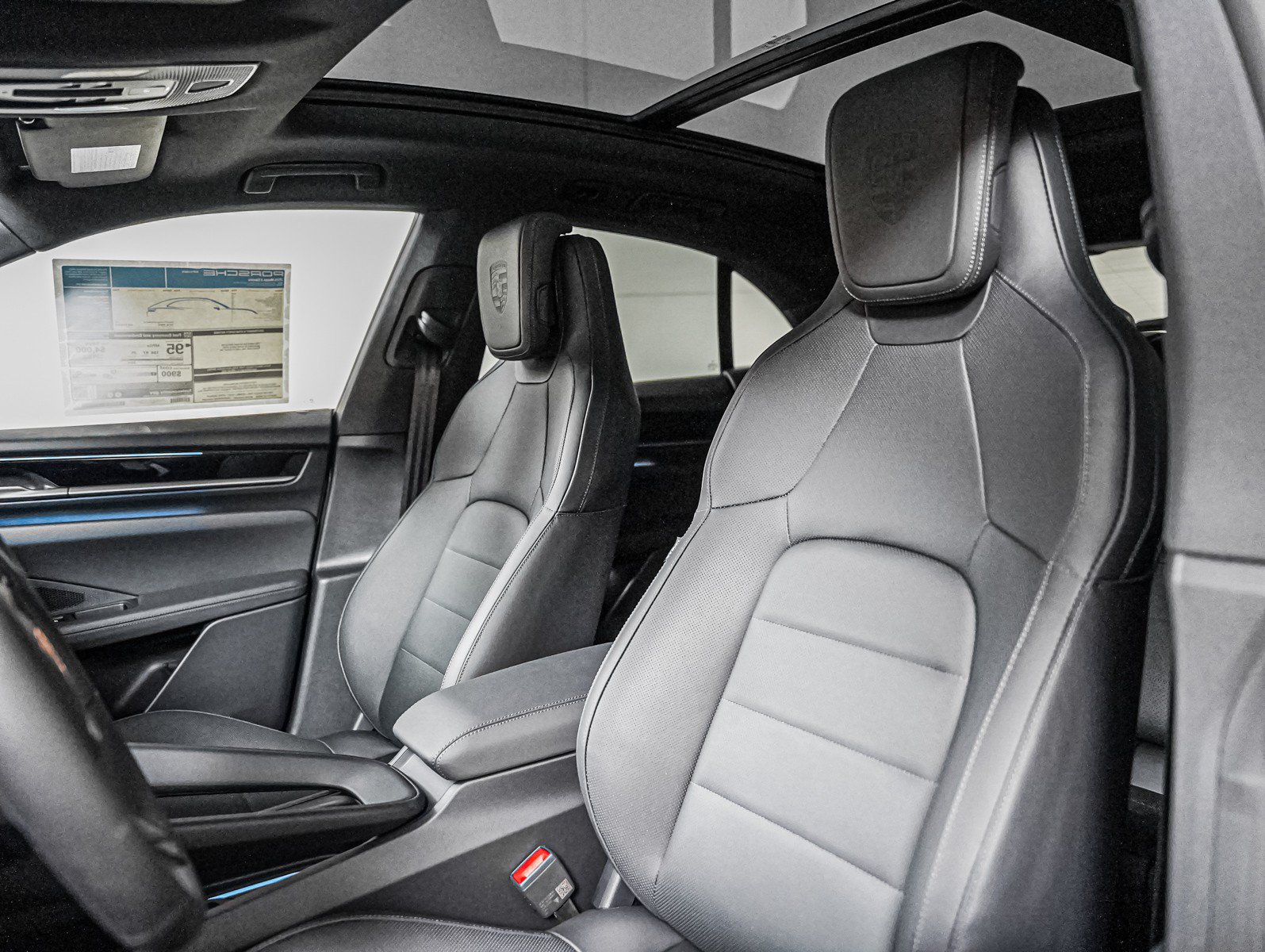 New 2026 Porsche Macan 4 Electric AWD/4WD image 5
