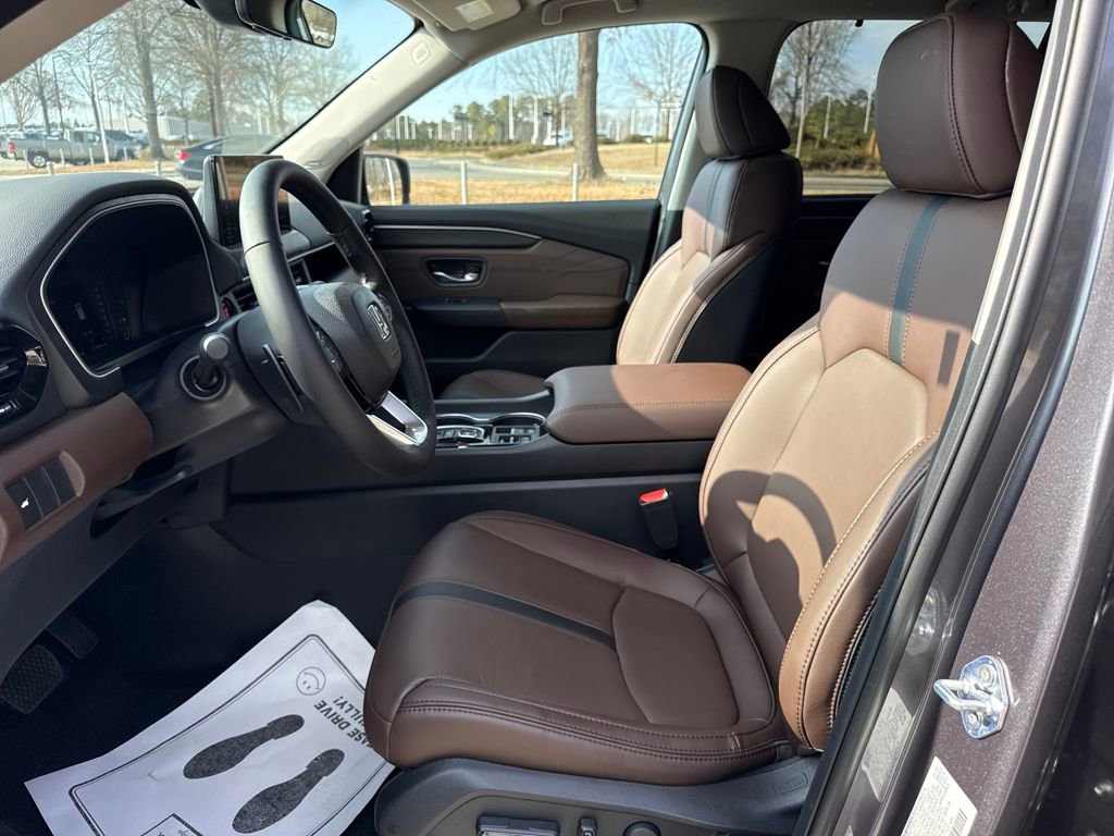 New 2026 Honda Pilot Touring image 8