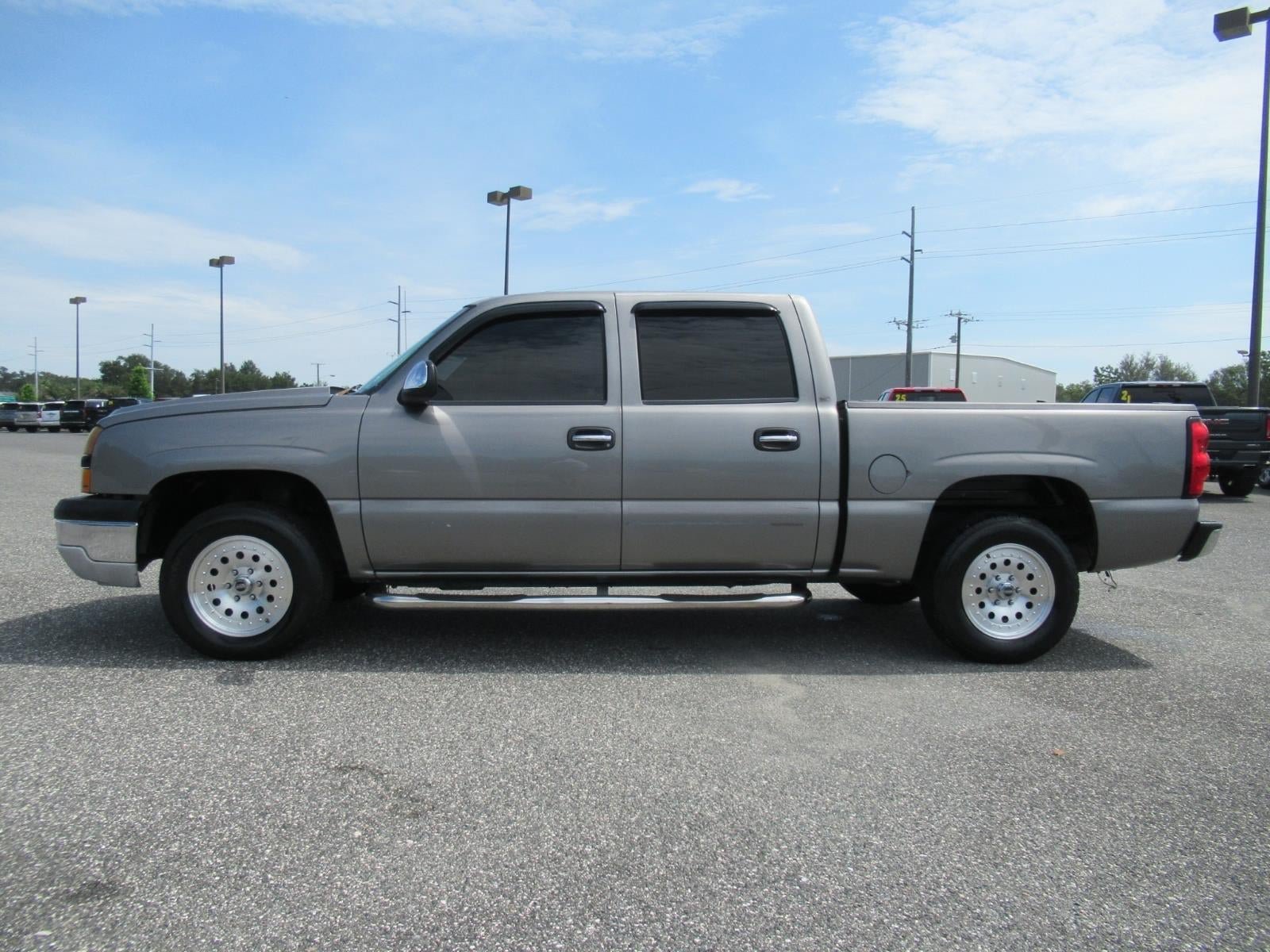 Used 2007 Chevrolet Silverado 1500 LS w/ Chrome Exterior Package RWD image 4