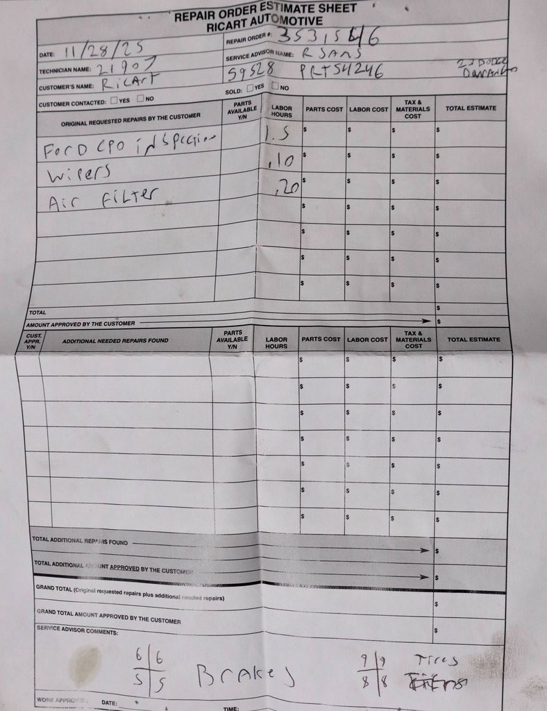 Used 2023 Dodge Durango GT image 6