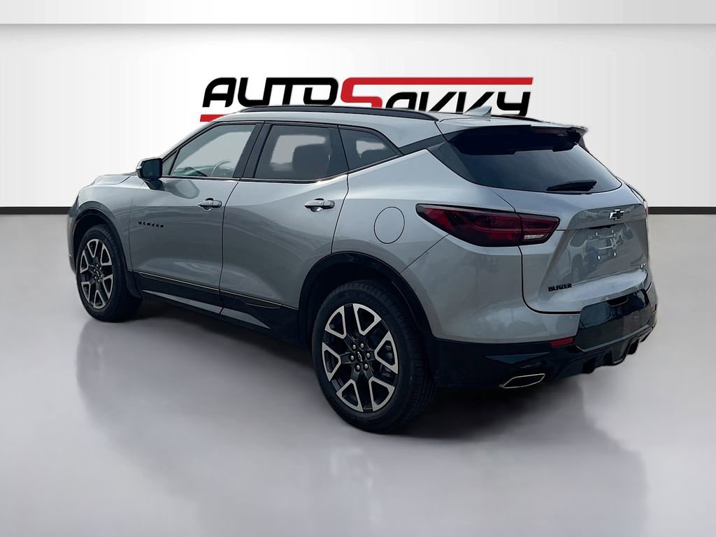 Used 2025 Chevrolet Blazer RS FWD image 5