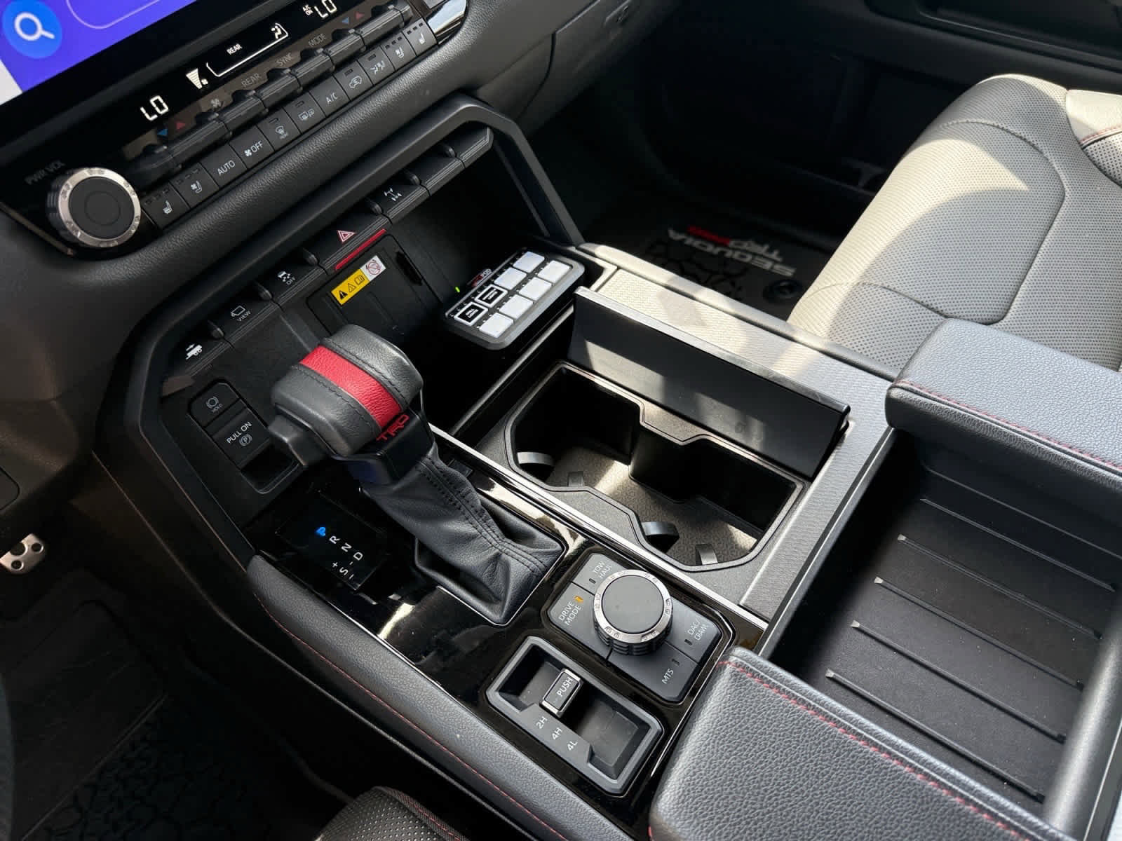 Used 2023 Toyota Sequoia TRD Pro AWD/4WD image 23