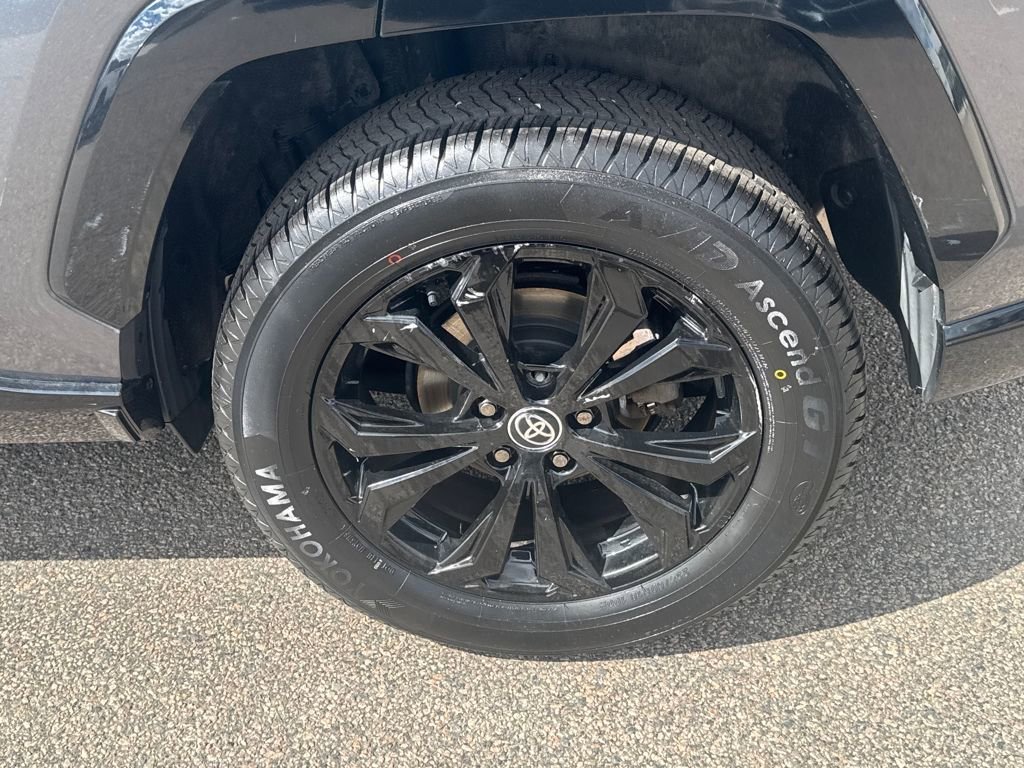 Used 2022 Toyota RAV4 XSE w/ XSE Grade Weather Package image 41