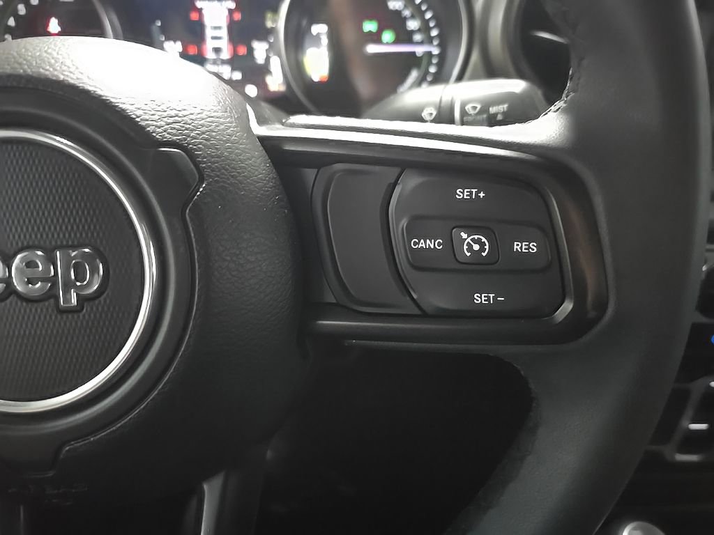 Used 2023 Jeep Wrangler Unlimited w/ 8.4" Radio Group image 20