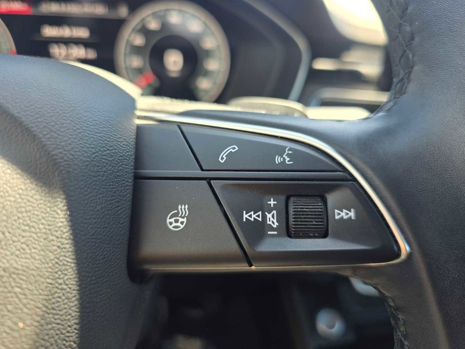 Used 2024 Audi A4 2.0T Premium Plus AWD/4WD image 32