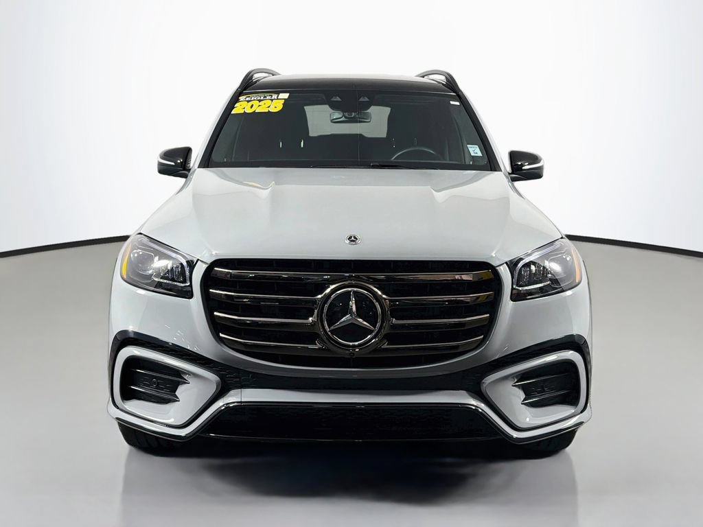 Used 2025 Mercedes-Benz GLS 580 4MATIC image 2
