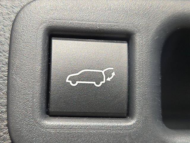 Used 2024 Toyota Highlander XSE AWD/4WD image 7