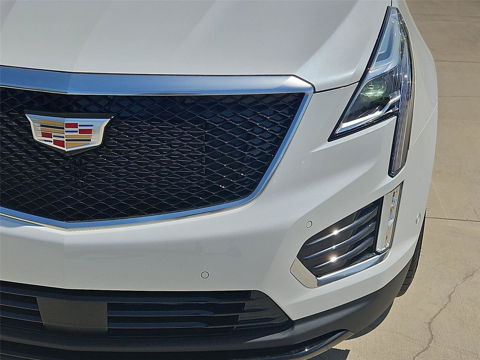 New 2026 Cadillac XT5 Sportv w/ LPO, Floor Liner Package AWD/4WD image 6