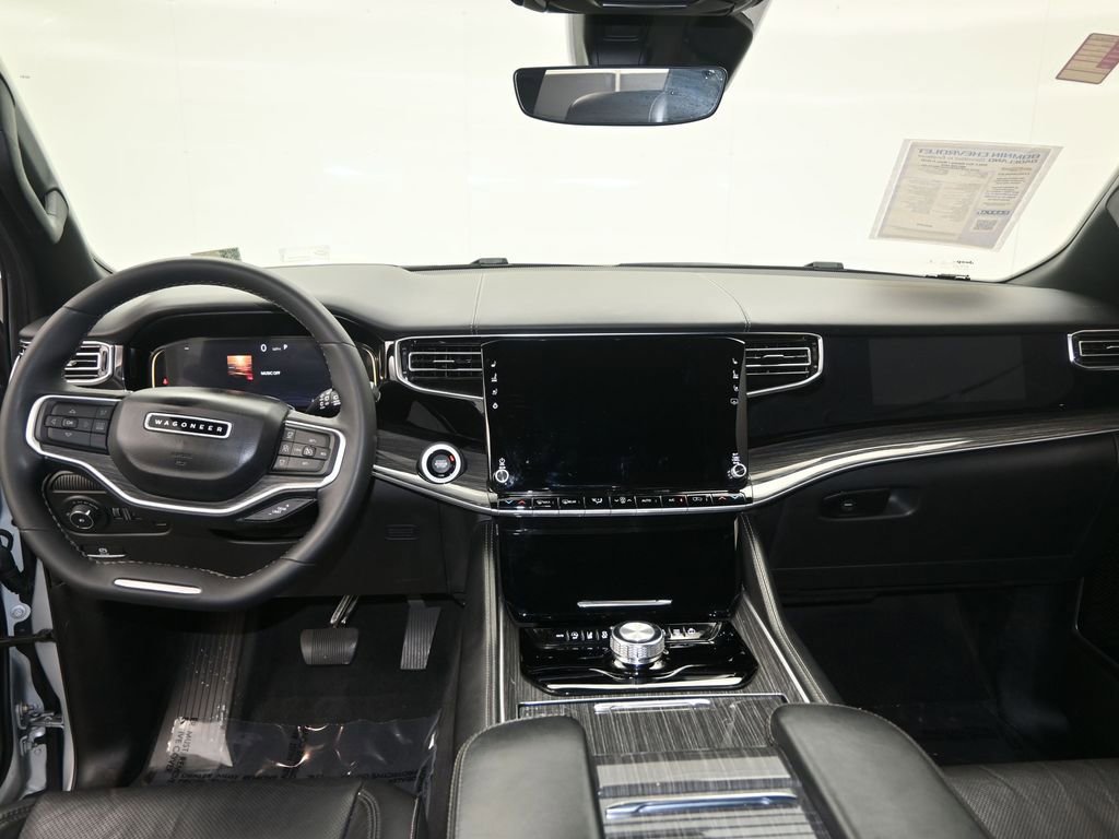 Used 2022 Jeep Wagoneer Series III w/ Premium Group I image 12