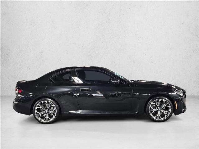 Certified 2025 BMW 230i xDrive Coupe w/ M Sport Package AWD/4WD image 4