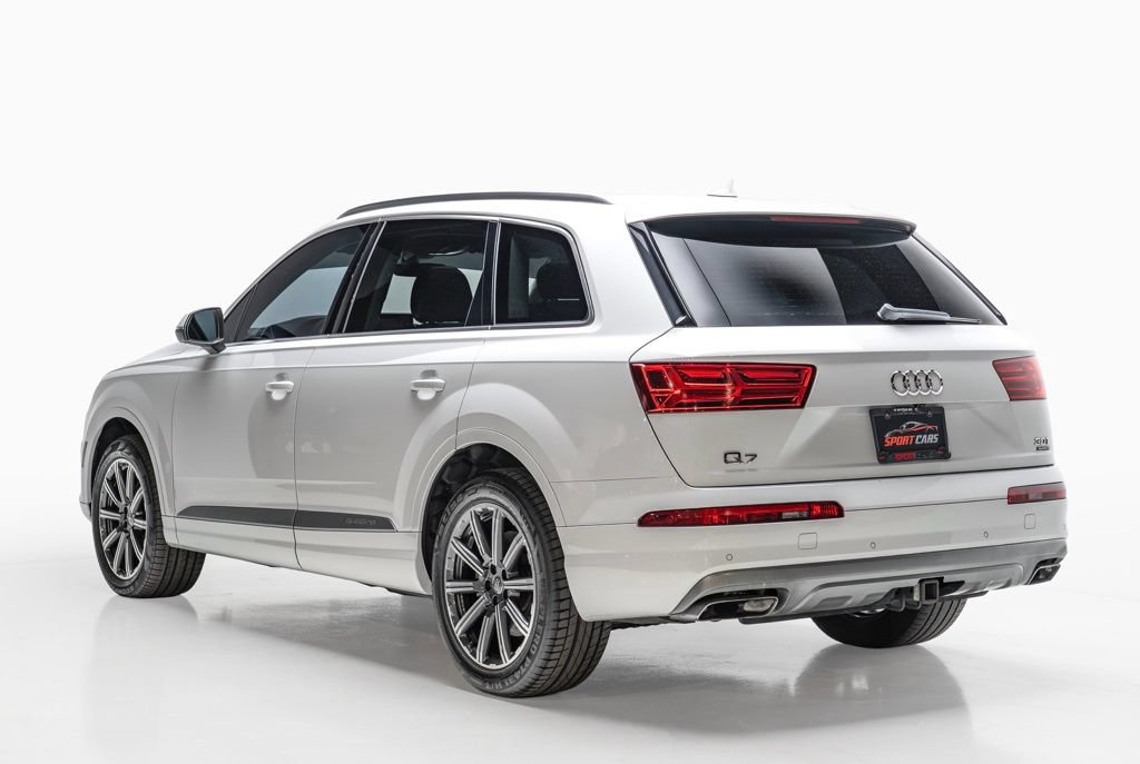 Used 2017 Audi Q7 3.0T Premium Plus w/ Premium Plus Package AWD/4WD image 10