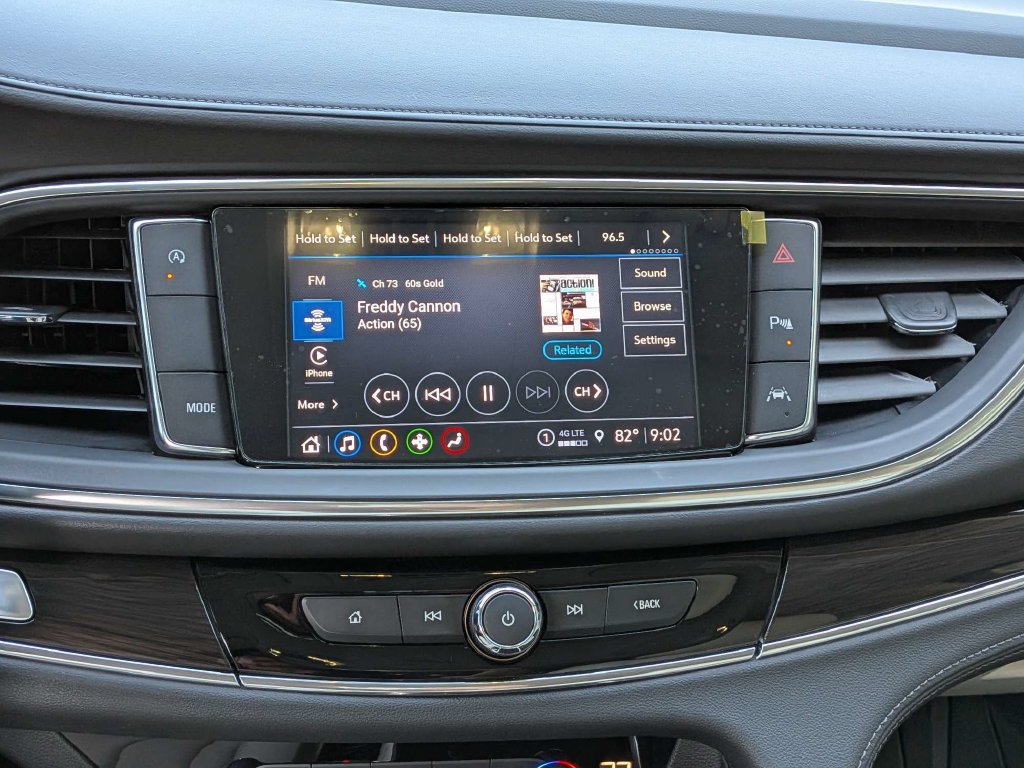 Used 2023 Buick Enclave Essence w/ Experience Buick Package FWD image 18