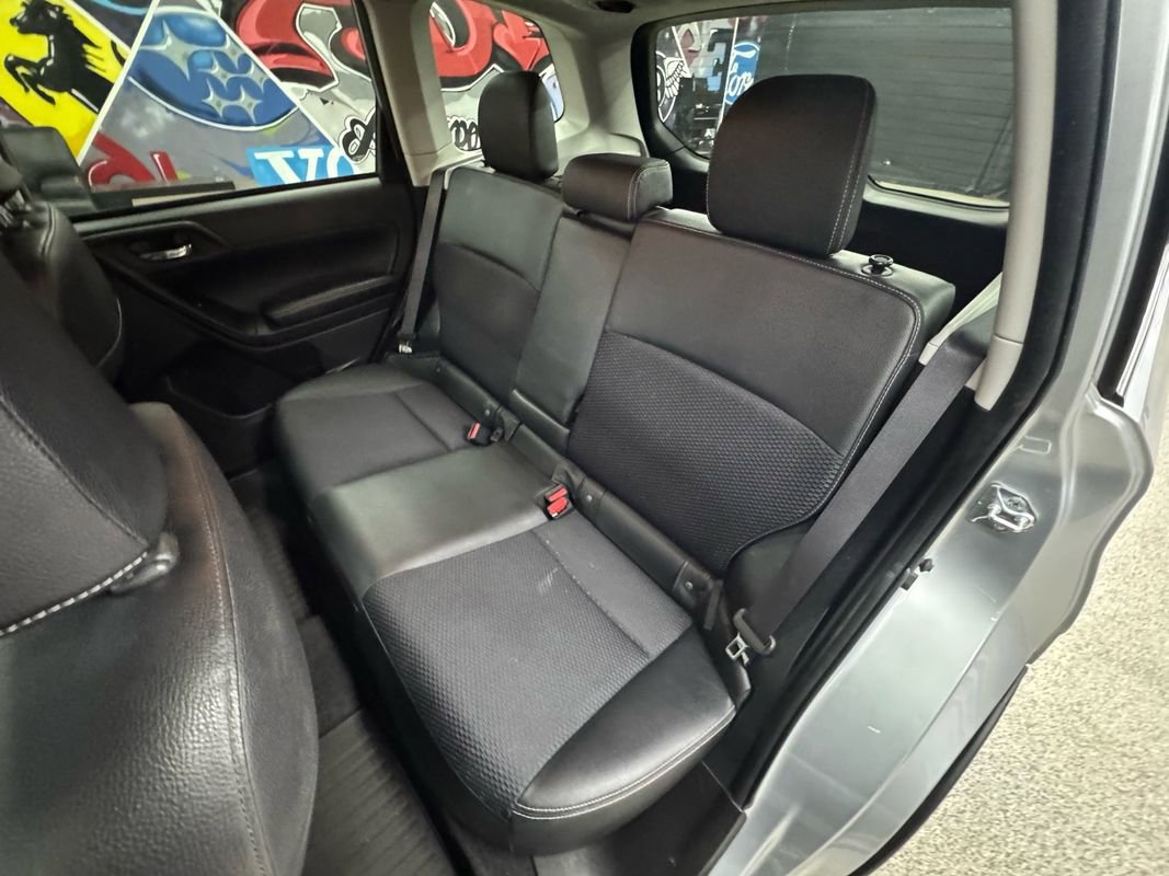 Used 2015 Subaru Forester 2.0XT Premium image 13