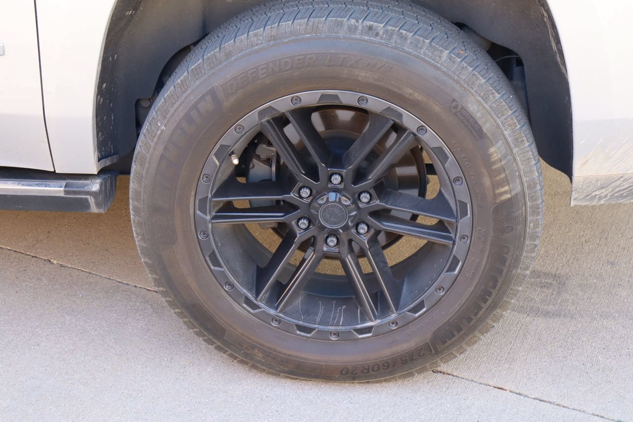 Used 2018 GMC Yukon XL Denali w/ Denali Ultimate Package RWD image 32