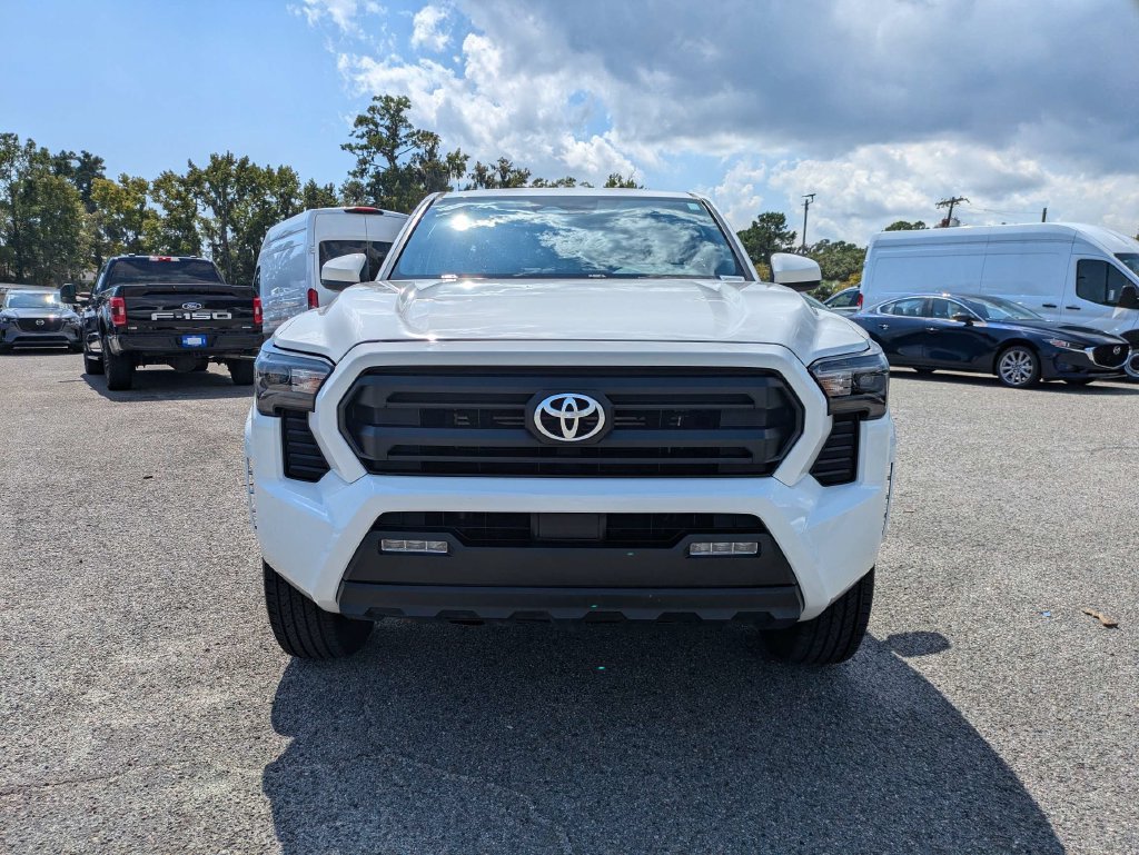 Used 2024 Toyota Tacoma SR5 RWD image 9