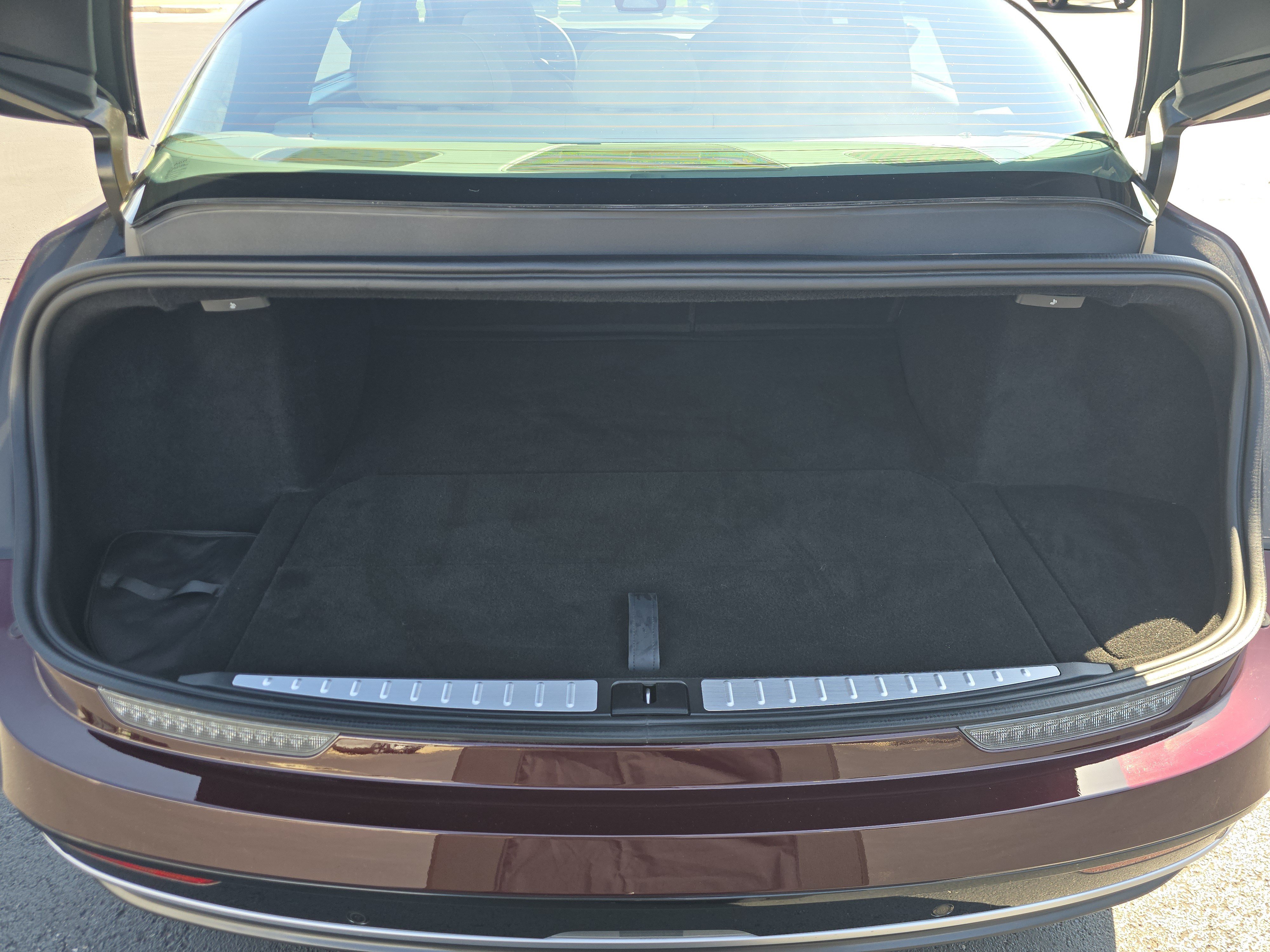 Used 2022 Lucid Air Dream Edition AWD/4WD image 18