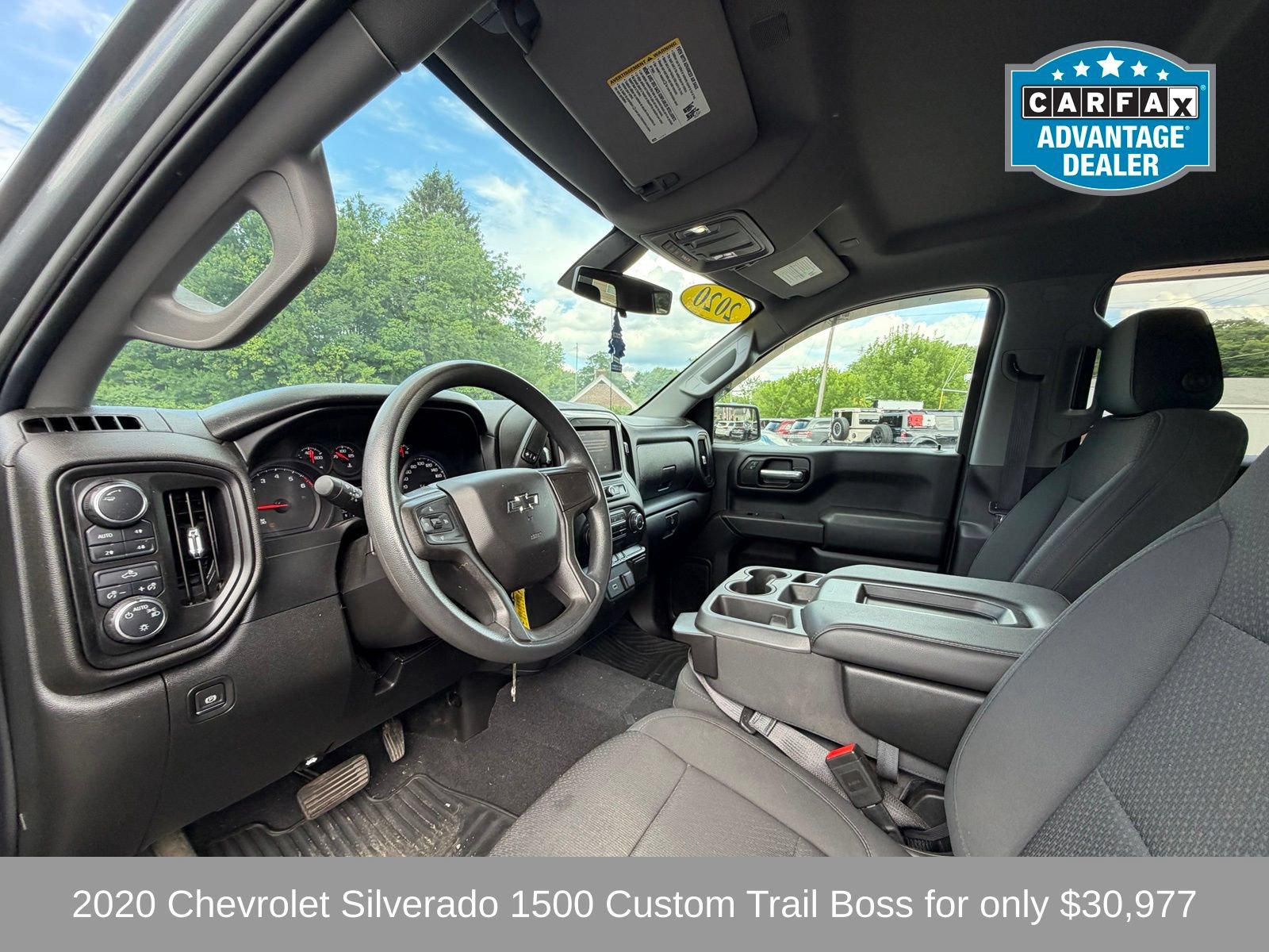 Used 2020 Chevrolet Silverado 1500 Custom Trail Boss w/ Custom Convenience Package AWD/4WD image 9