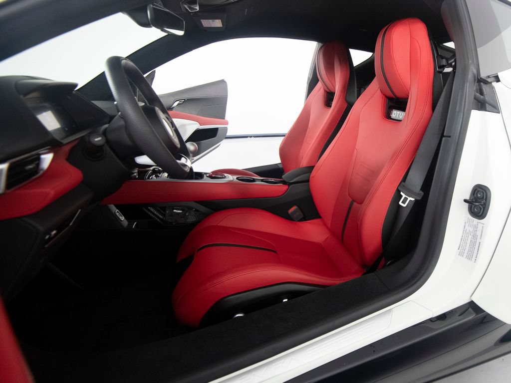 Used 2025 Lotus Emira RWD image 35