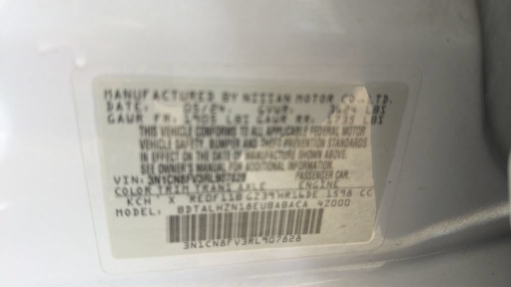 Certified 2024 Nissan Versa SR FWD image 18