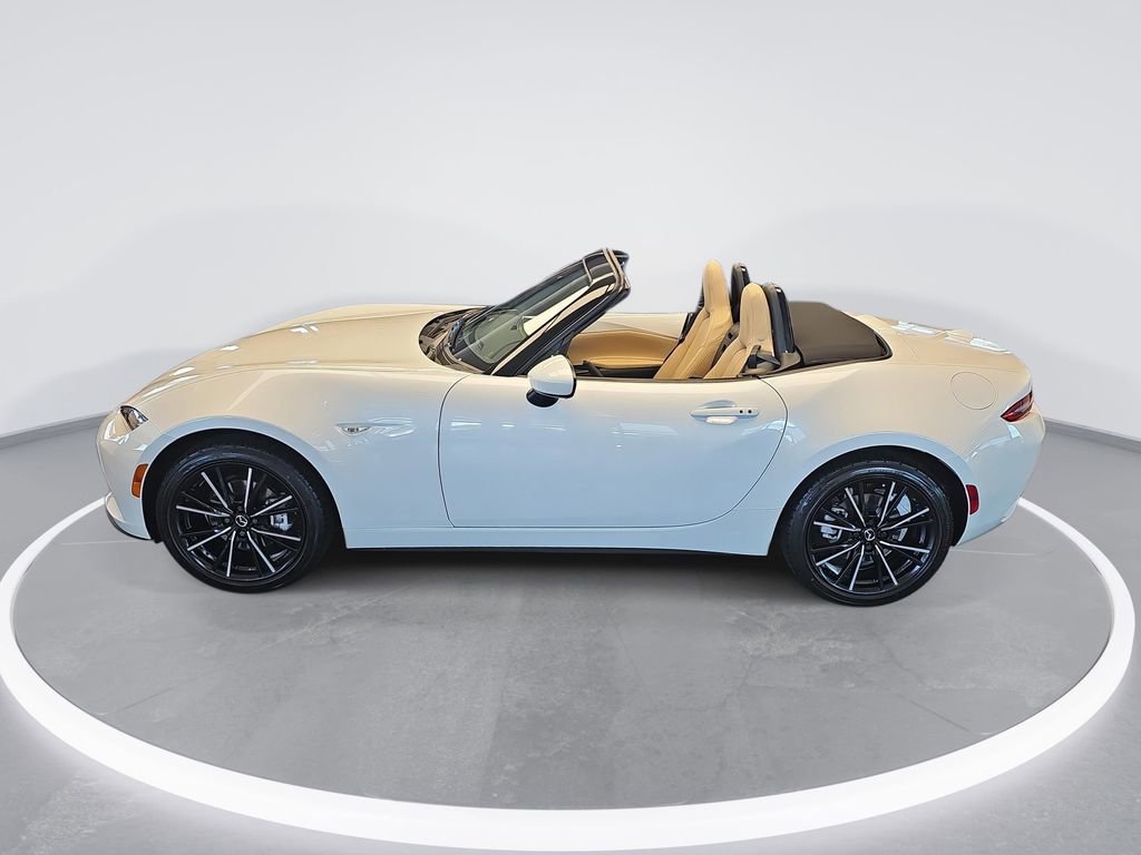 New 2026 MAZDA MX-5 Miata Grand Touring RWD image 8