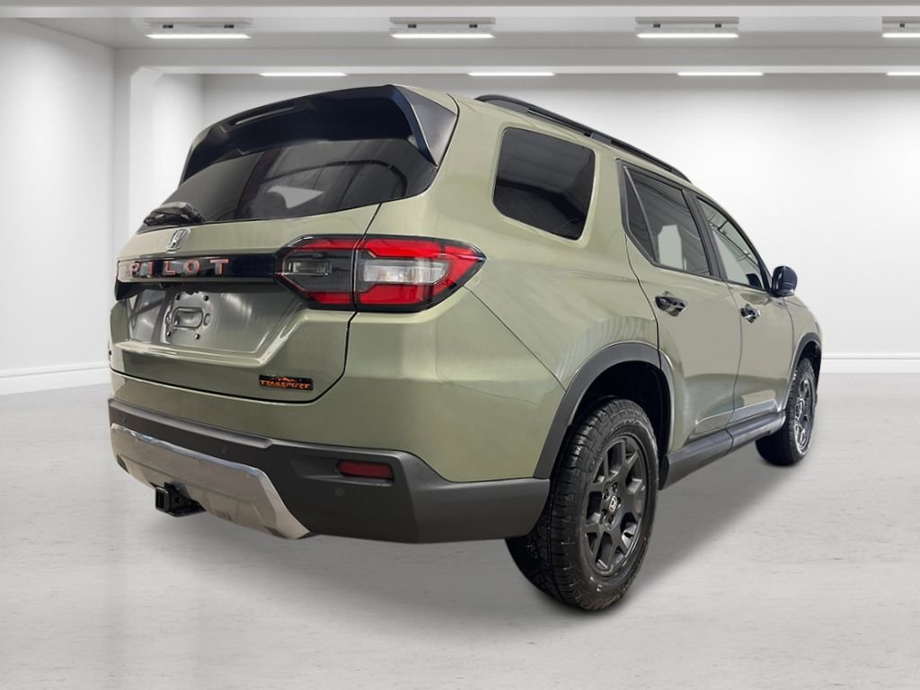 New 2026 Honda Pilot TrailSport image 8