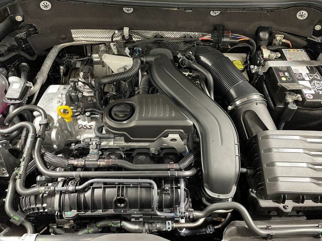 New 2026 Volkswagen Taos SE AWD/4WD image 26