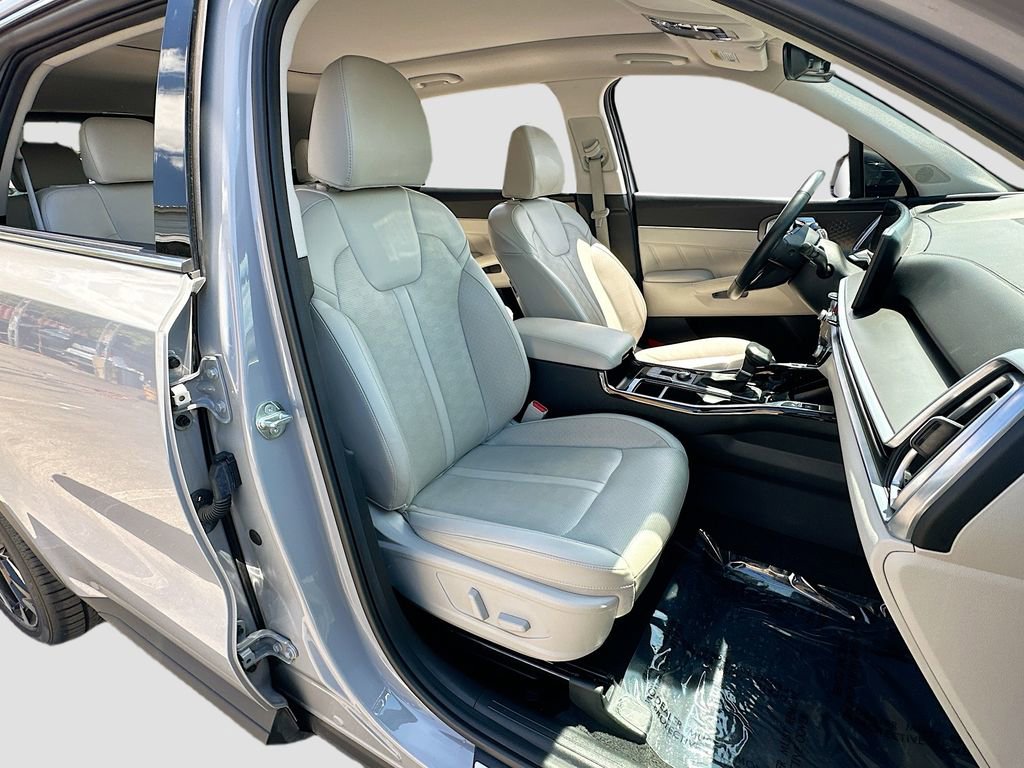 Certified 2025 Kia Sorento SX FWD image 28