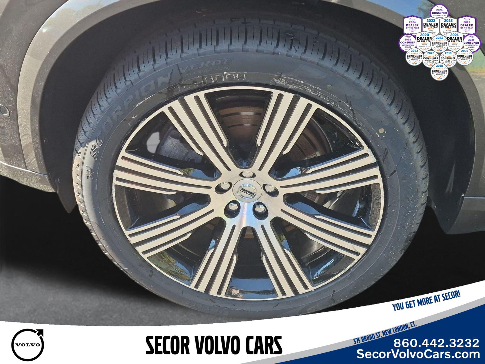 Certified 2024 Volvo XC90 T8 Plus w/ Protection Package AWD/4WD image 25