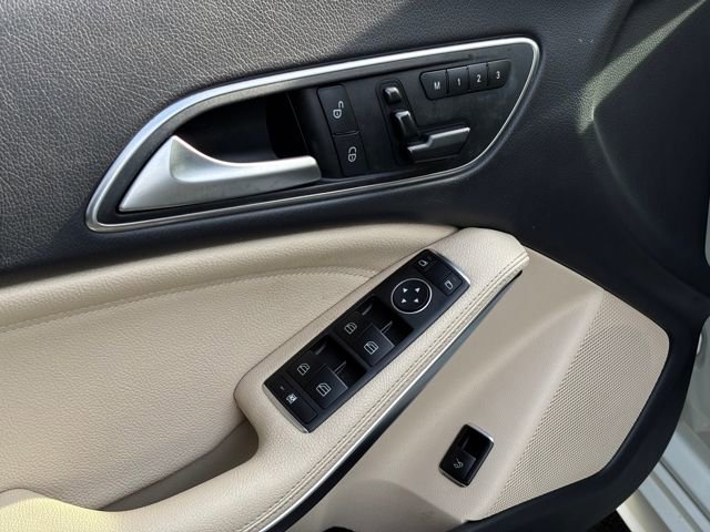 Used 2016 Mercedes-Benz CLA 250 image 20