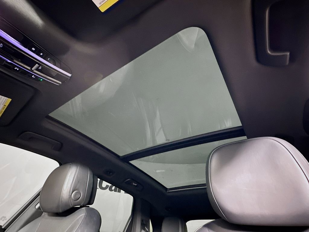 Used 2019 Porsche Cayenne Base image 27