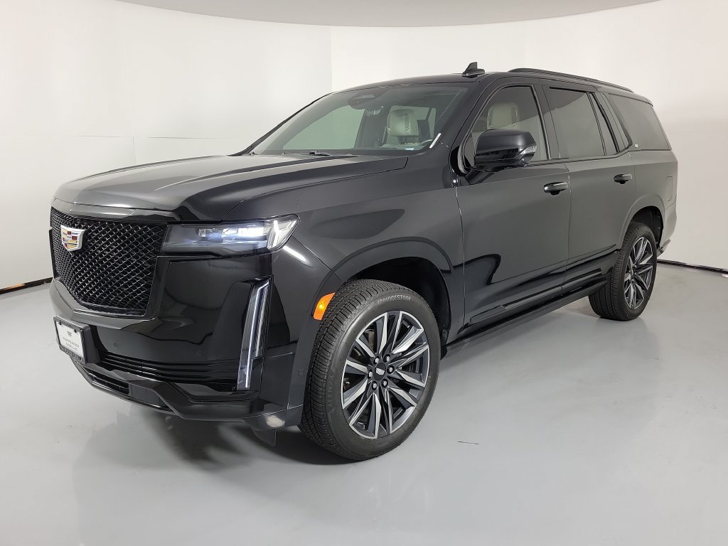 Used 2021 Cadillac Escalade Sport w/ Driver Assist Tech Package AWD/4WD image 3