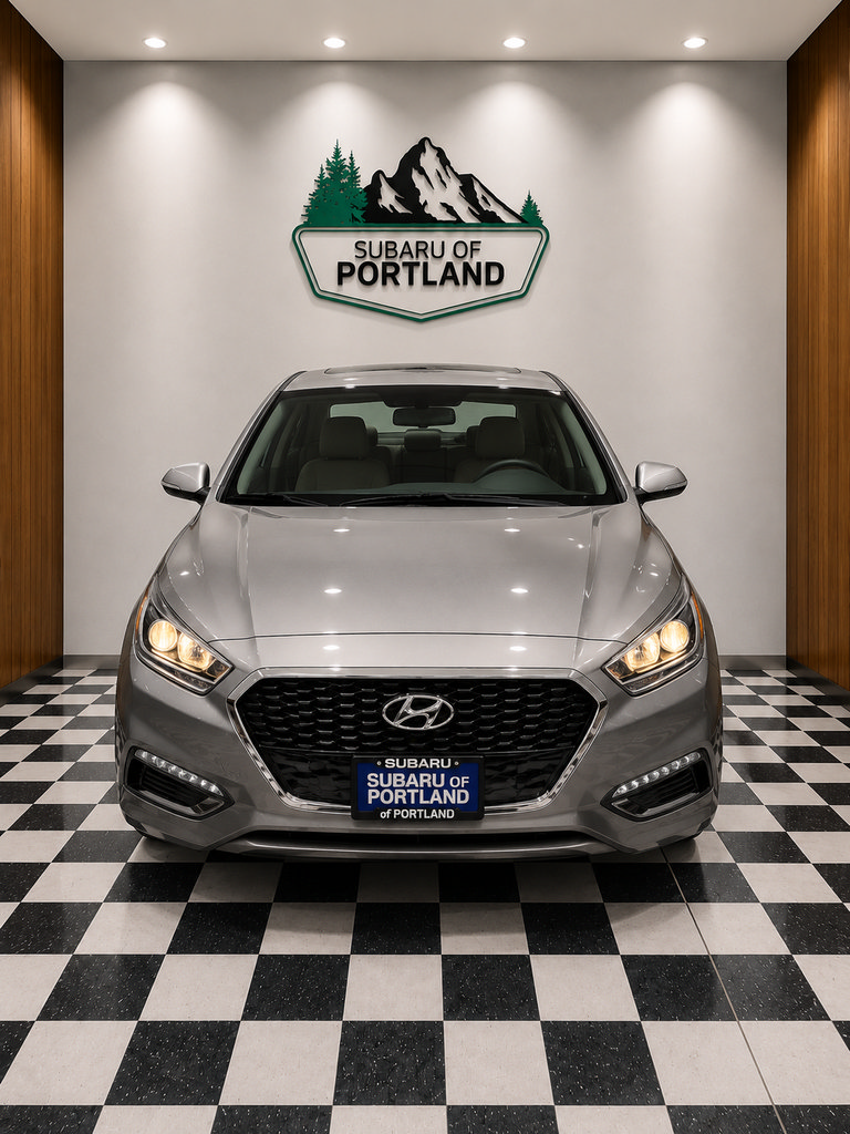 Used 2017 Hyundai Sonata SE FWD image 2