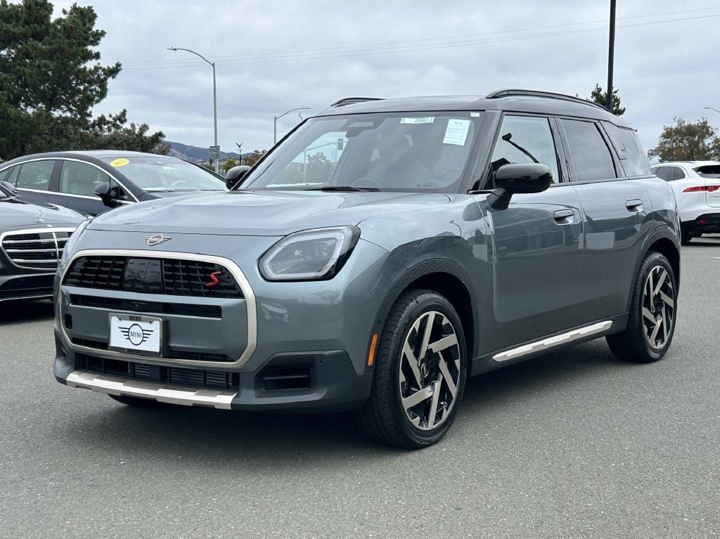 New 2027 MINI Cooper Countryman S w/ Comfort Package Max