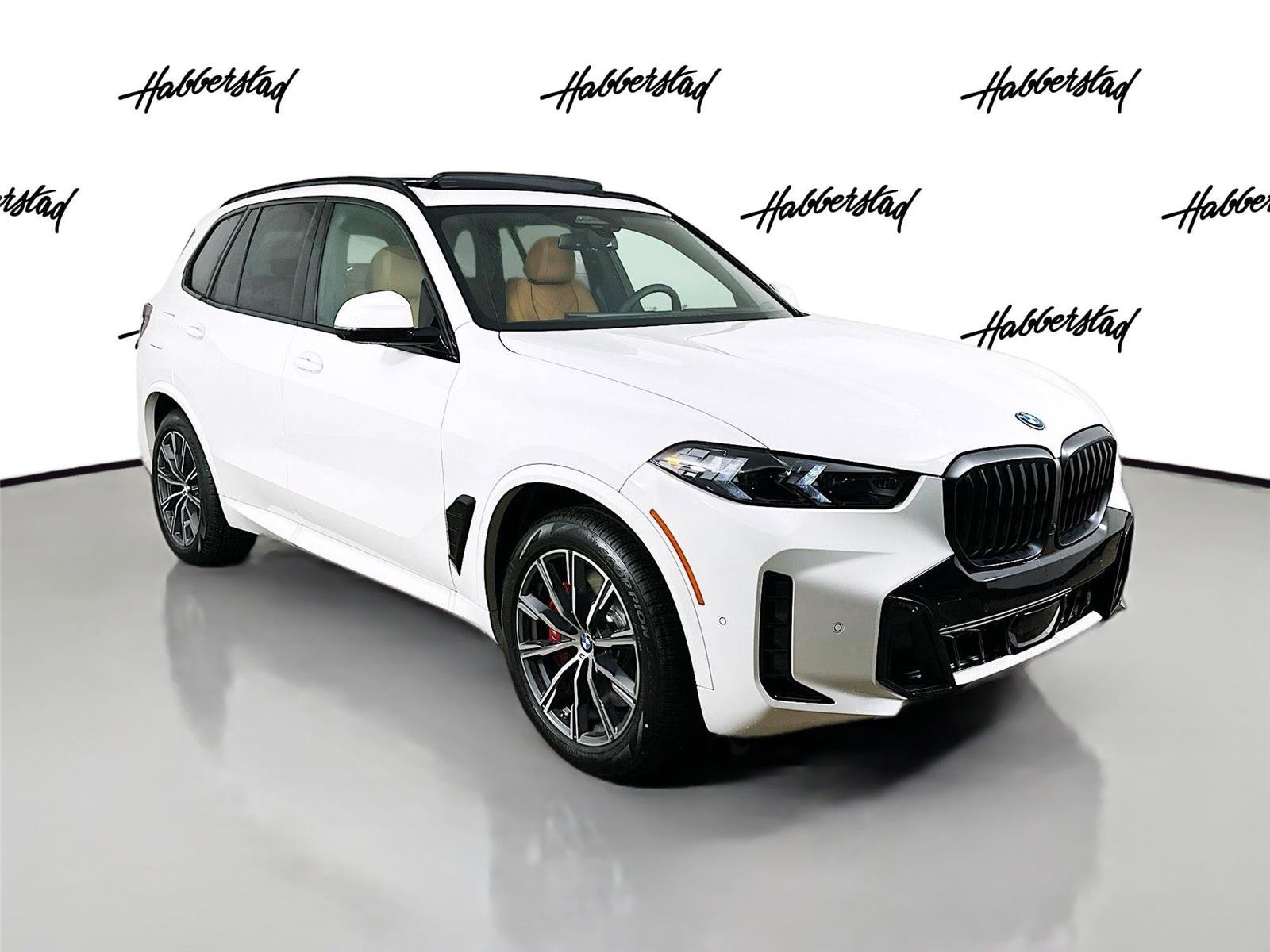 New 2026 BMW X5 xDrive50e w/ M Sport Package image 3