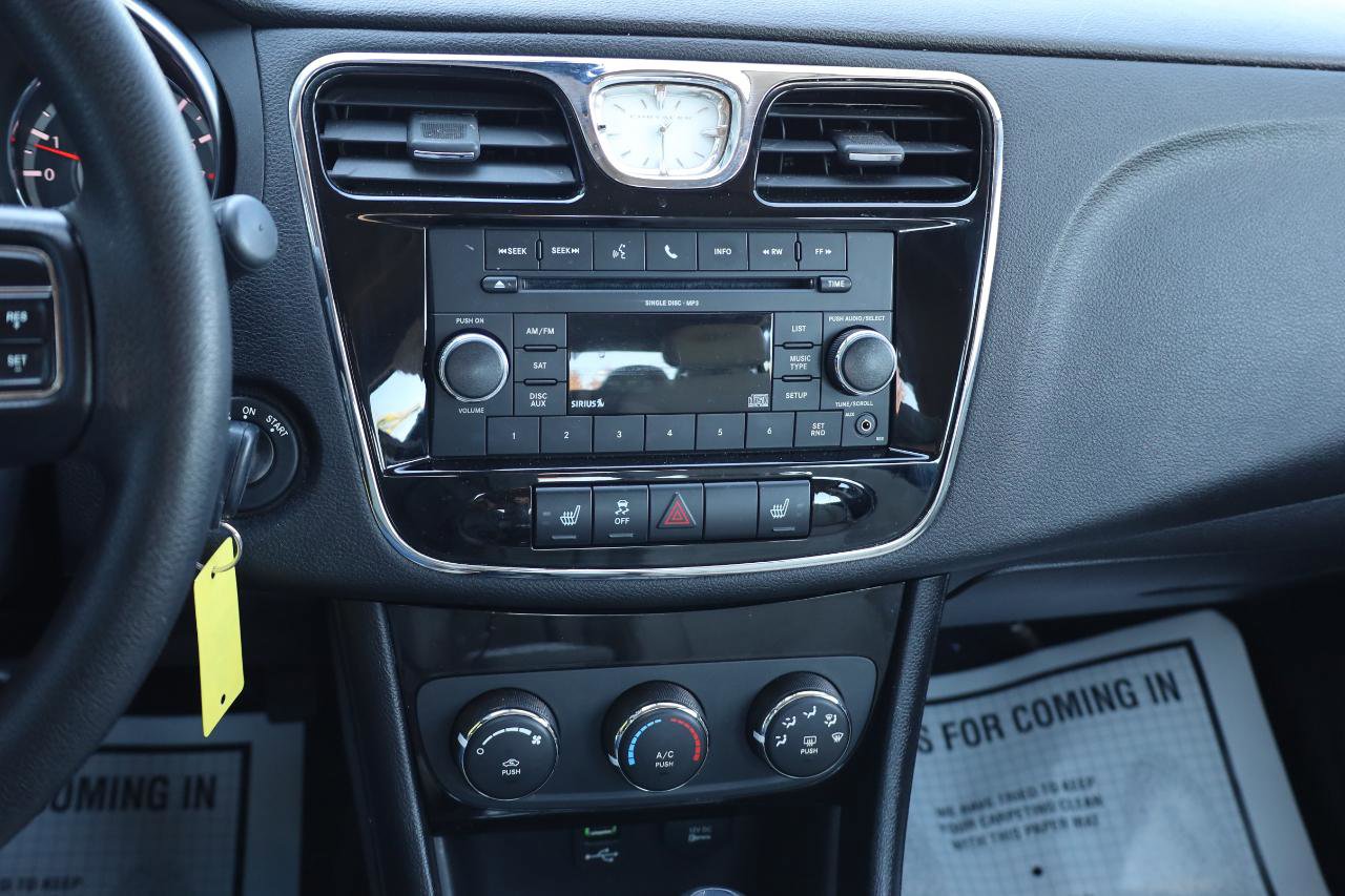 Used 2011 Chrysler 200 LX image 9