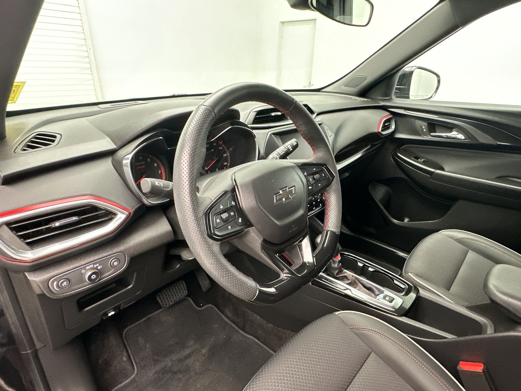 Certified 2023 Chevrolet TrailBlazer RS image 4