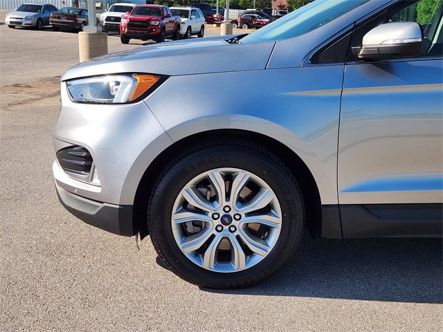 Used 2022 Ford Edge Titanium image 8