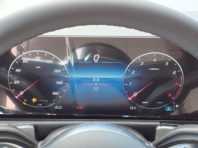 New 2026 Mercedes-Benz GLB 250 4MATIC image 11