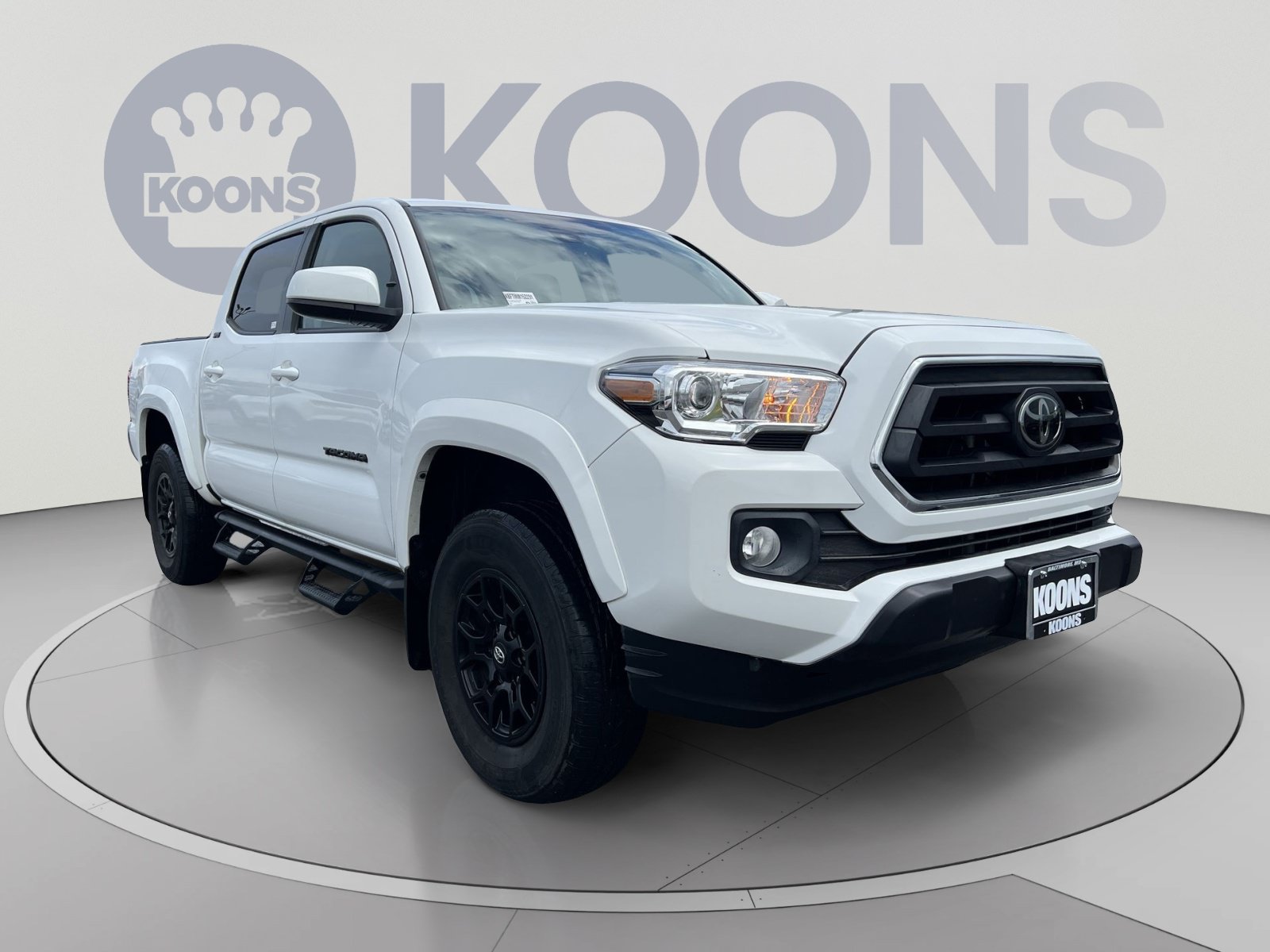Used 2021 Toyota Tacoma SR5 w/ Blackout Package (TMS) RWD image 10