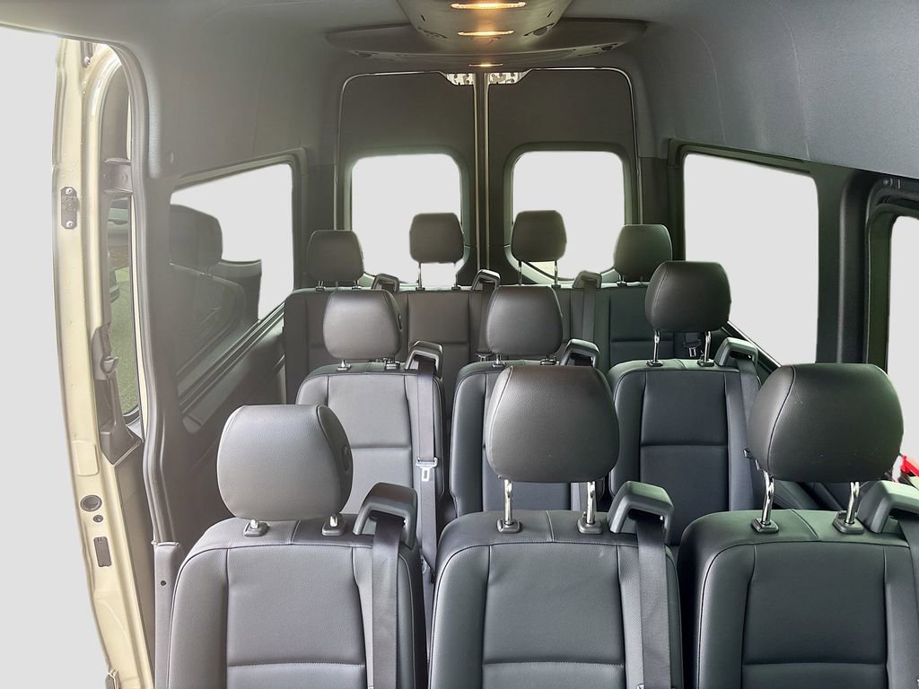 Used 2024 Mercedes-Benz Sprinter 2500 image 19