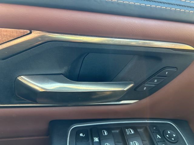 Used 2023 RAM 1500 Limited w/ Body Color Bumper Group AWD/4WD image 14