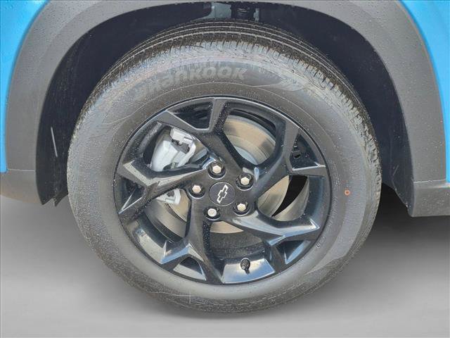 New 2026 Chevrolet Trax LT w/ Driver Confidence Package FWD image 9