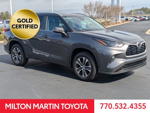 Used 2023 Toyota Highlander XLE video 2