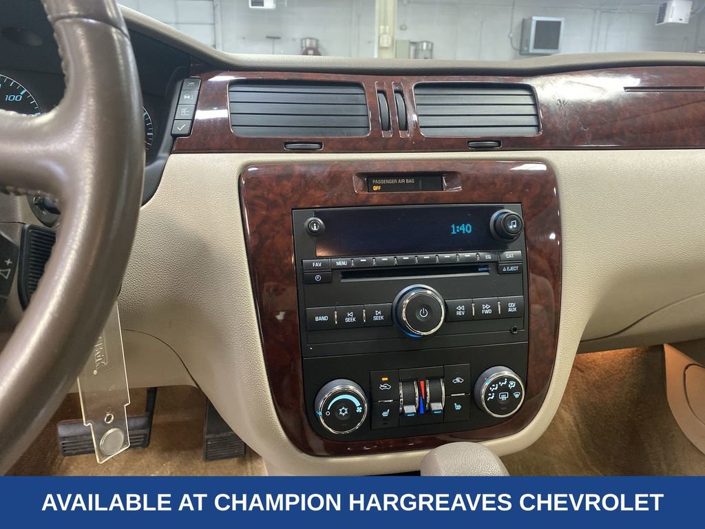 Used 2008 Chevrolet Impala LT w/ Luxury Edition Package FWD image 19
